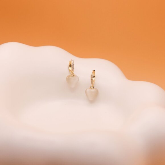 Summer unique Cat Eye Stone Heart Earnings, vintage French-style fashion - Picture 3 of 6